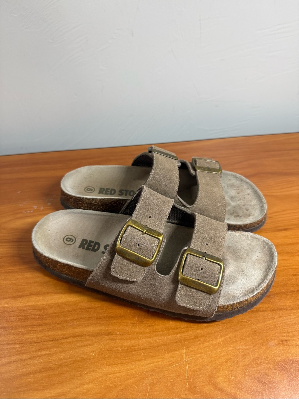 Red Stone Double Buckle Strap Slip on Sandal Suede Brown W9 - Picture 3 of 7